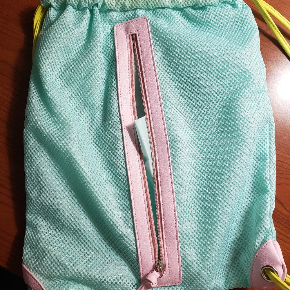 Drawstring backpack - Picture 3 of 3